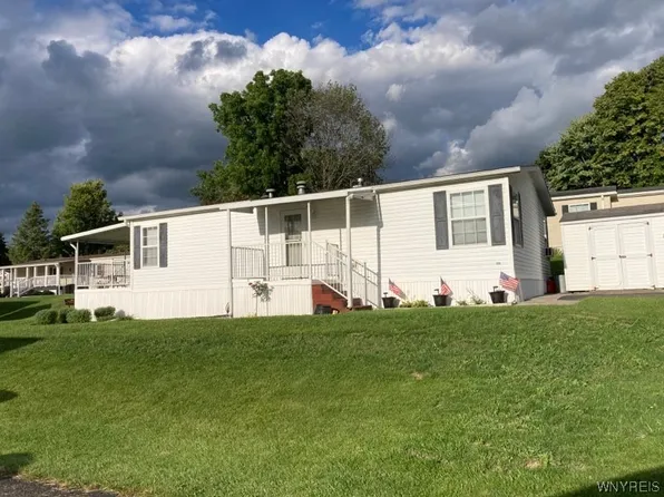 4795 E Lake Rd Lot 32, Livonia, NY 14487