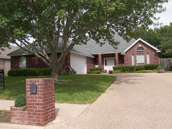 1st image of 706 Silver Creek Dr