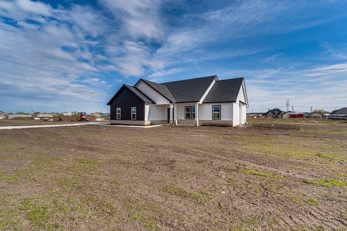 6020 Huckleberry Ln, Joshua, TX 76058 Zillow