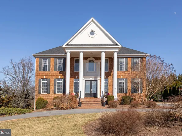 118 Saint Andrews Ct, Winchester, VA 22602