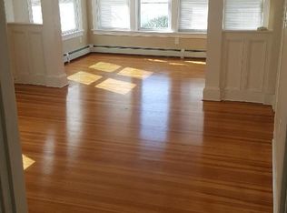 42 Pullen Ave FLOOR 2, Pawtucket, RI 02861