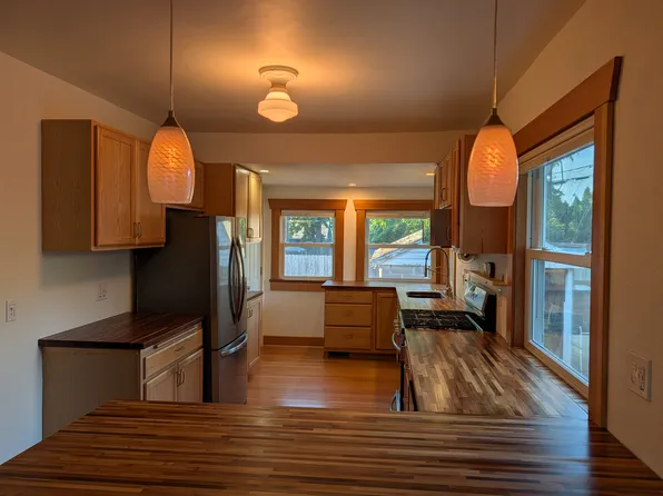 3933 N Willis Blvd, Portland, OR 97217