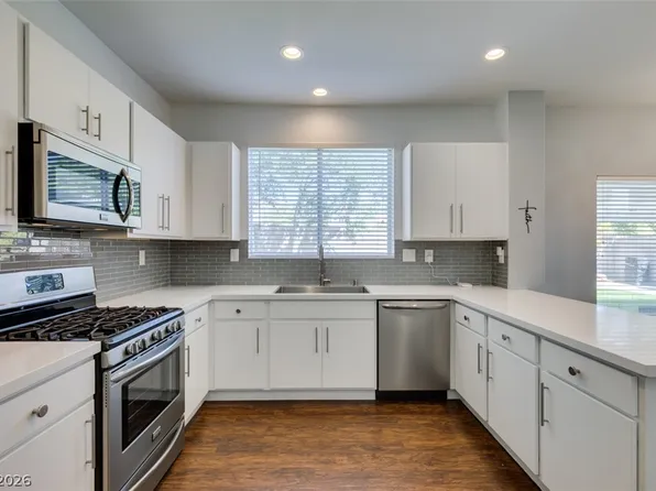 1013 Corsica Ln, Las Vegas, NV 89144