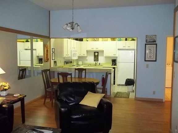 5th image of 49 Eagle Ct