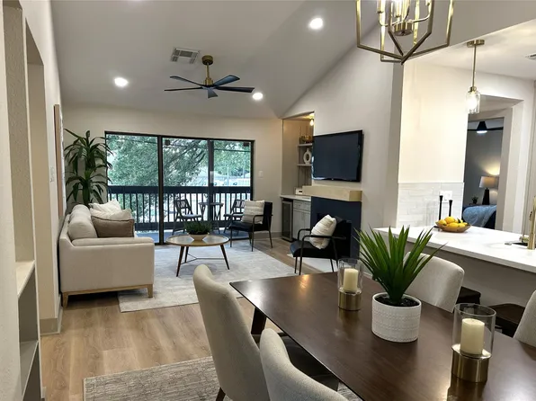 2829 Timmons Ln APT 120, Houston, TX 77027