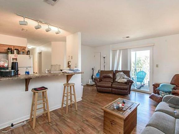 5th image of 1206 University Ter APT J