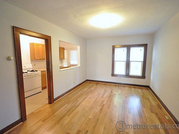 4th image of 1403 Northwest Blvd