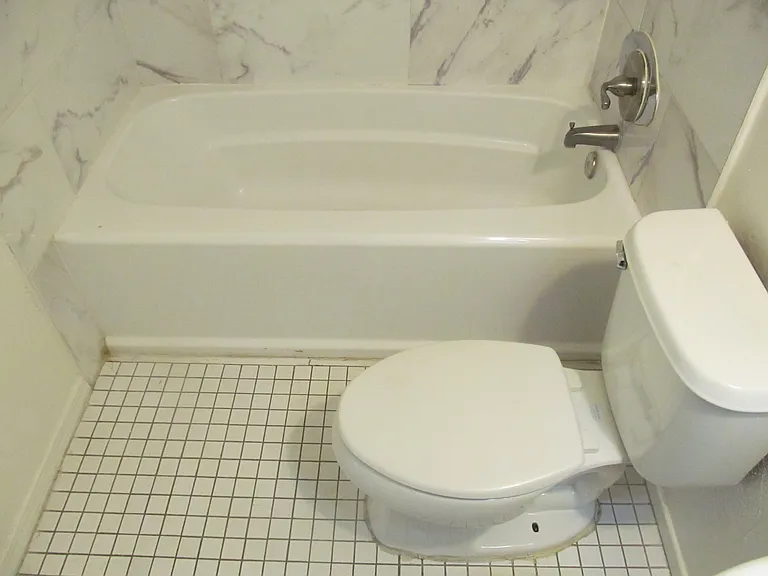 3518 Villa Knolls North Dr — Photo 24