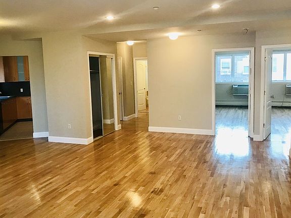3rd image of 2800 E 29th St #201