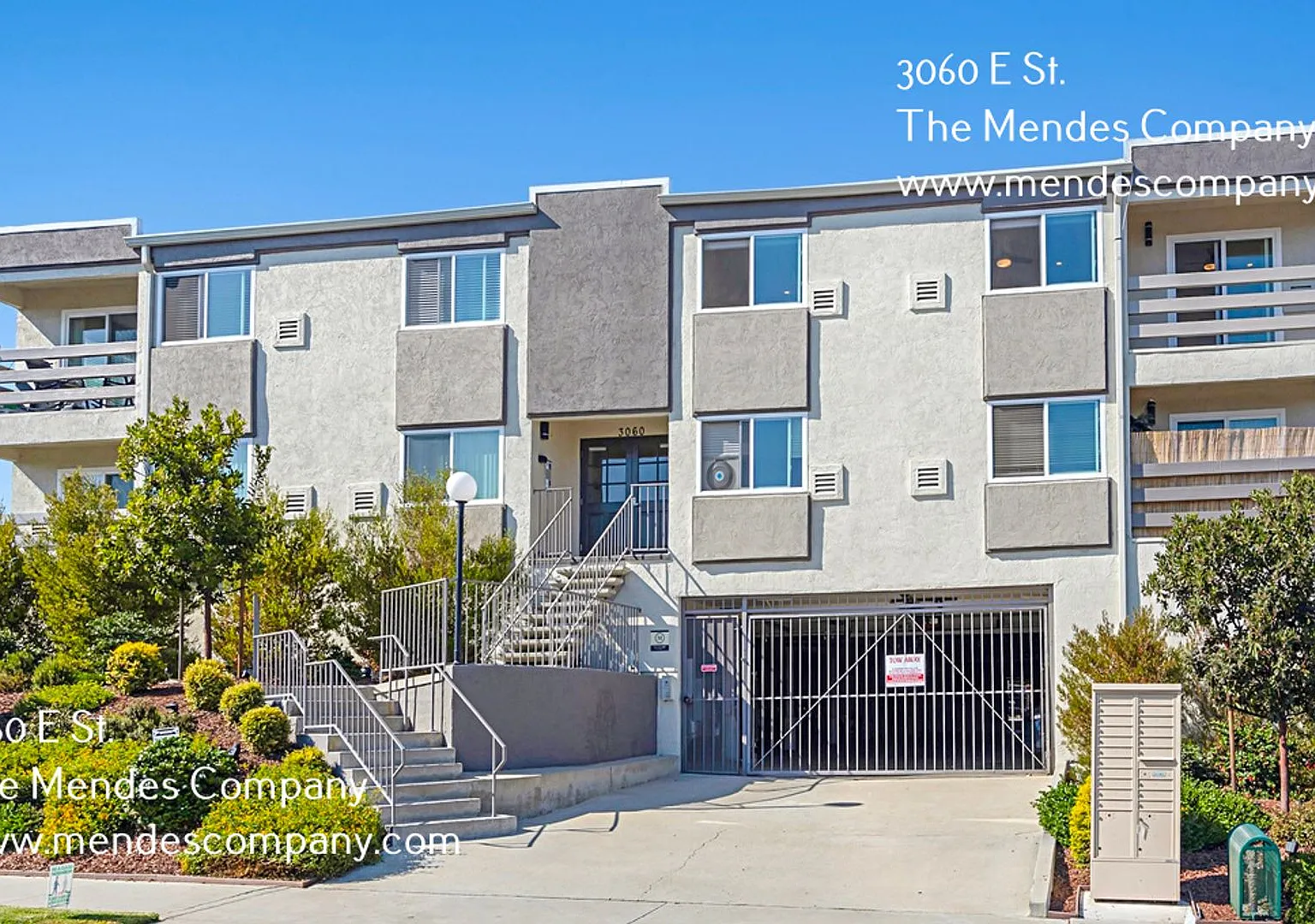 Newly Remodeled and Upgraded 2 BD / 2 BA Upstairs Apartment Home w/Amazing Views in Golden Hill! — Photo 1