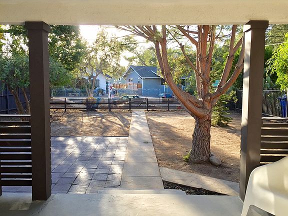 4th image of 217 S Avenue 56