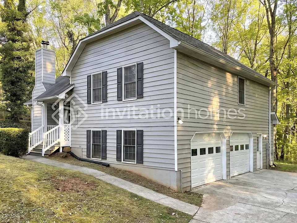 3808 Mountain View Rd NW