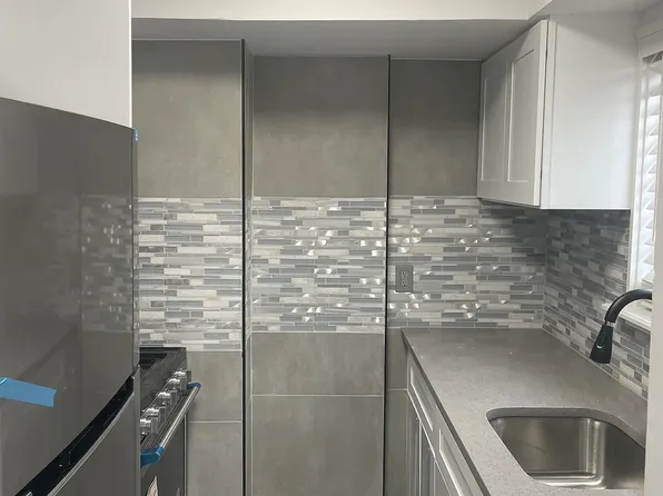 267 Maple Pkwy #130, Staten Island, NY 10303