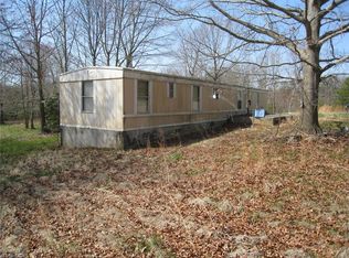 1210 Gravitte Rd, Pilot Mountain, NC 27041