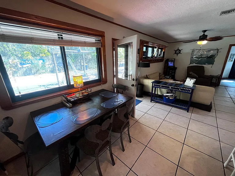3405 SW 44th St — Photo 9