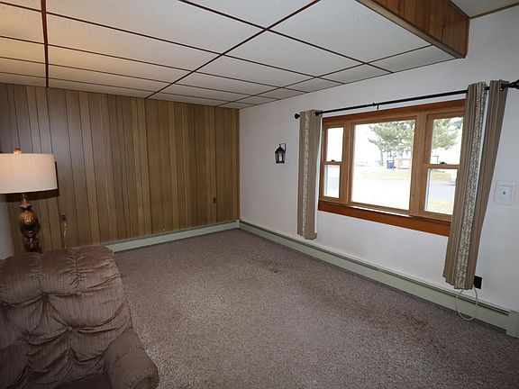 5th image of 117 16th Ave E