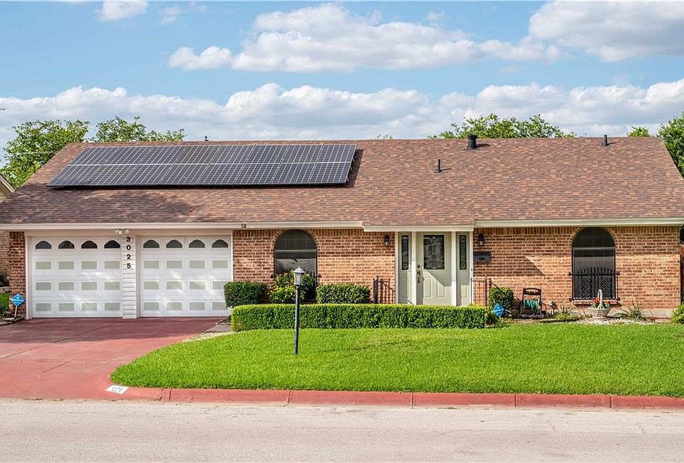 1st image of 3025 Portales Dr