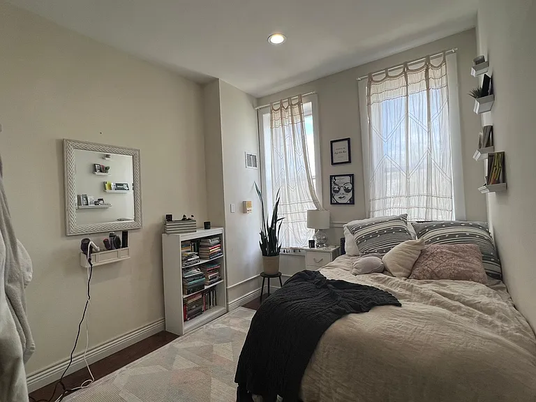 70 E Ridgewood Ave #2 — Photo 6