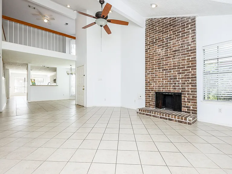 1511 Bradney Dr — Photo 12