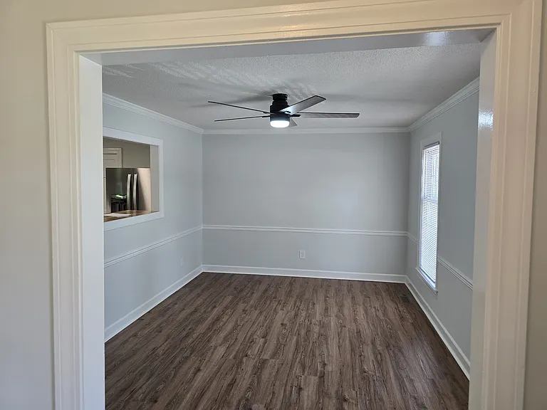 104 Karol Dr — Photo 6