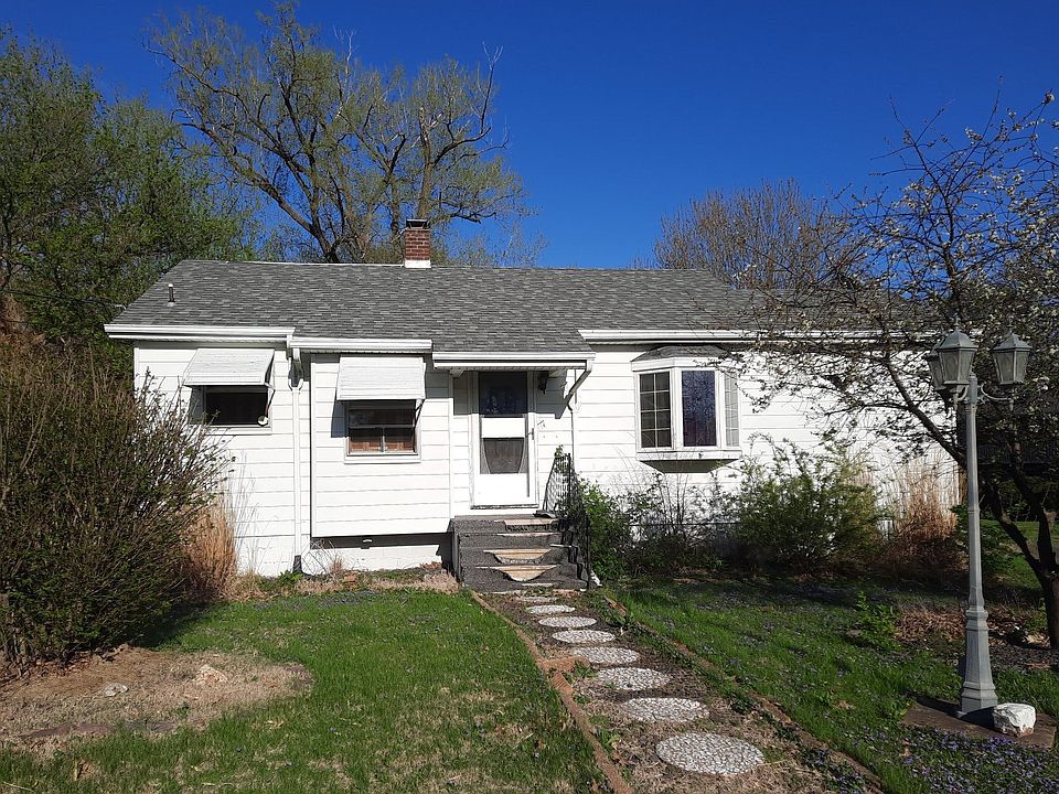 1st image of 300 N 45th St
