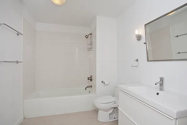 Rented by RHI Group | media 9