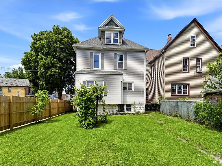 3 Lilac St — Photo 38