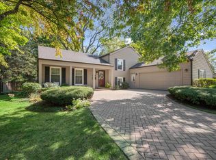 715 S Lincoln Ln, Arlington Heights, IL
