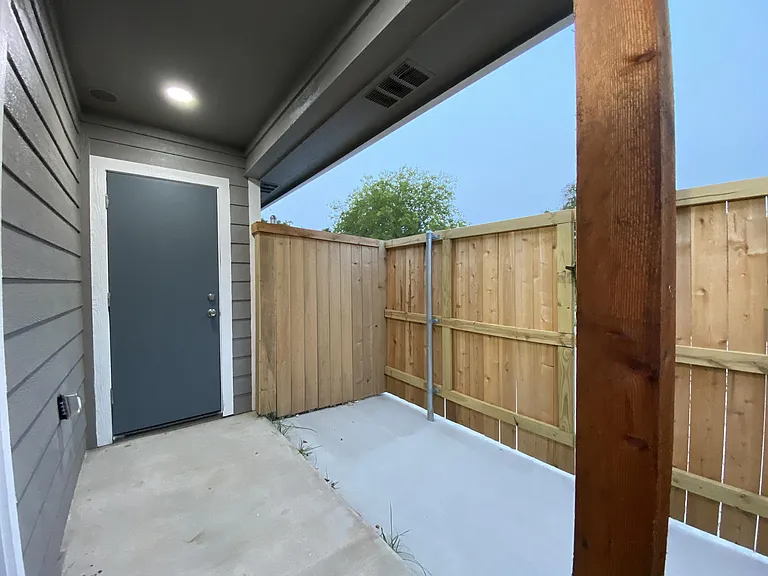 804 N Broughton St #804 — Photo 22