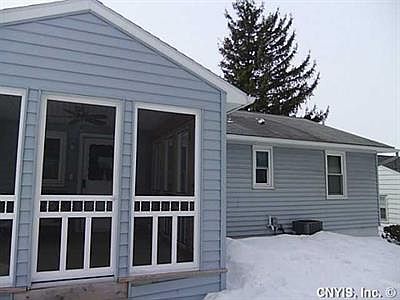 2nd image of 125 Fairwood Dr
