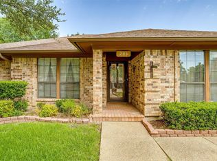 206 SW Rand Dr, Burleson, TX 76028