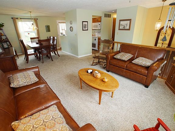 4th image of 1267 Kay Dr