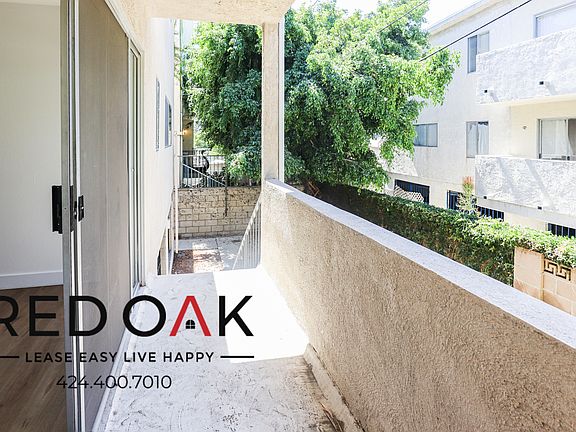 4th image of 9809 Regent St #104