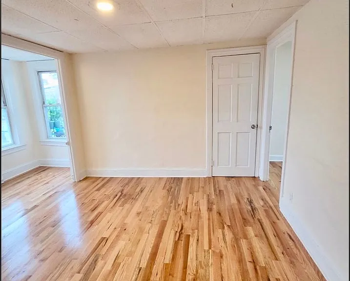 47 Montgomery Street — Photo 12