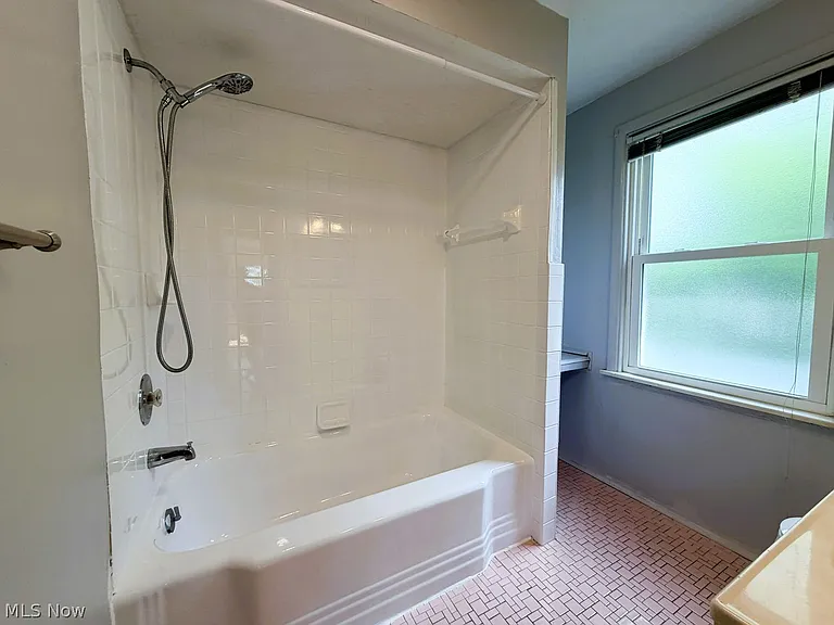 2267 Edgerton Rd — Photo 22