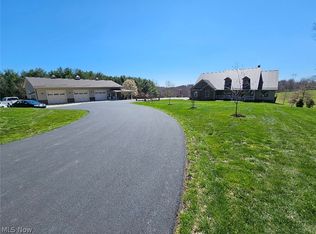 25073 Ridge Rd, East Rochester, OH 44625