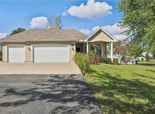 24502 Horse Shoe Bnd, Cleveland, MO 64734