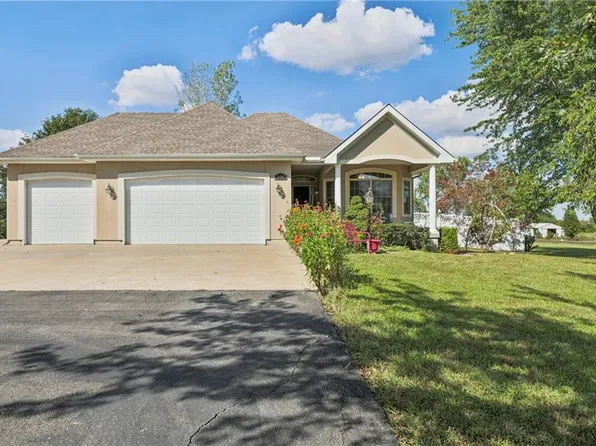 24502 Horse Shoe Bnd, Cleveland, MO 64734