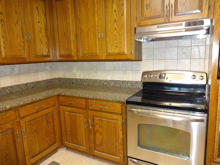 7401 Christy Rd — Photo 7