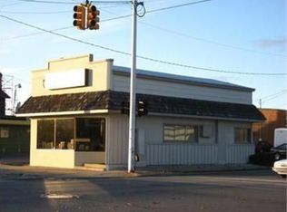 320 1st St, Manistee, MI 49660