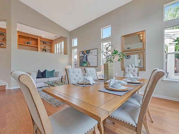 4th image of 1113 Pheasant Hill Way