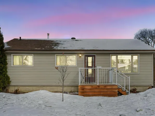 16166 107a Ave NW, Edmonton, AB T5P 4E1