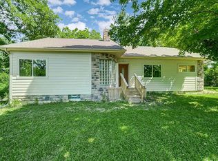 909 Lewis Center Rd, Lewis Center, OH 43035