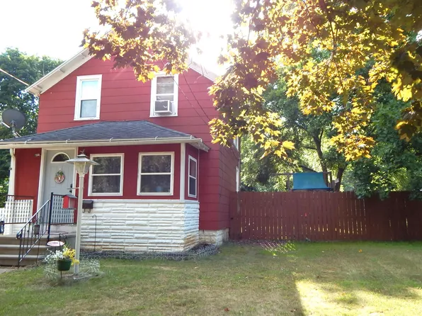 813 Prospect St, Albion, MI 49224