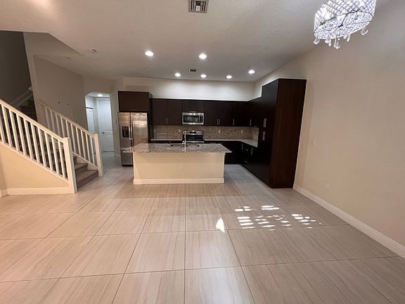 4th image of 1746 NW 124th Way