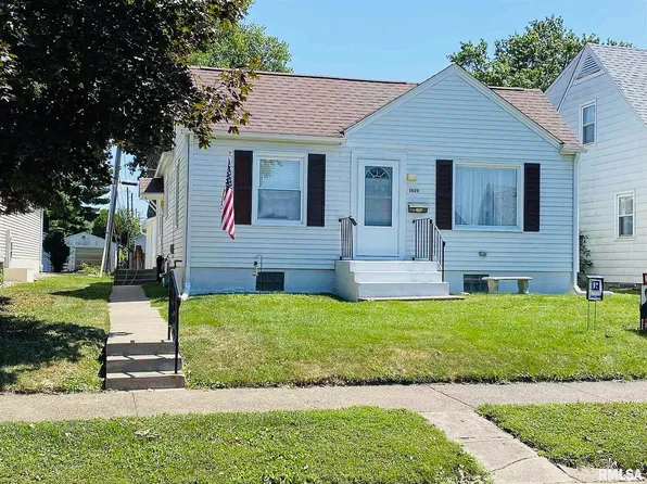 1809 35th St, Rock Island, IL 61201