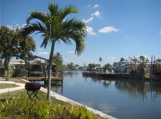 2567 Cay Cv, Matlacha, FL 33993