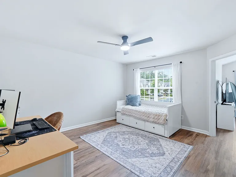 1002 Mearn Rd — Photo 27