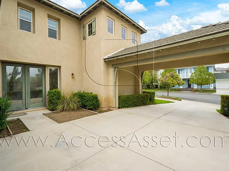 28997 Williston Ct — Photo 3