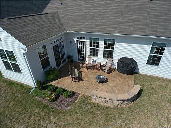 4th image of 7837 James Blair Ln